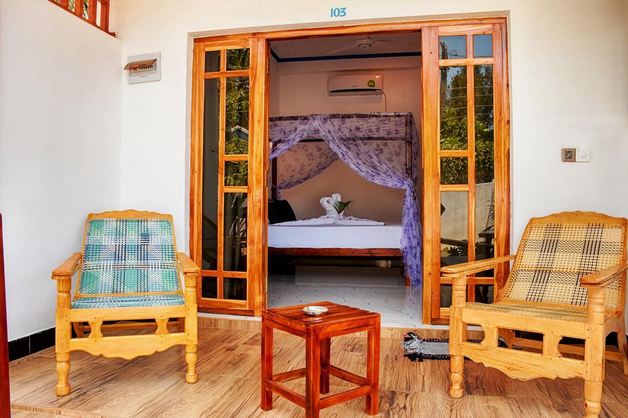 Aqua Blue Otel Arugam Bay Dış mekan fotoğraf