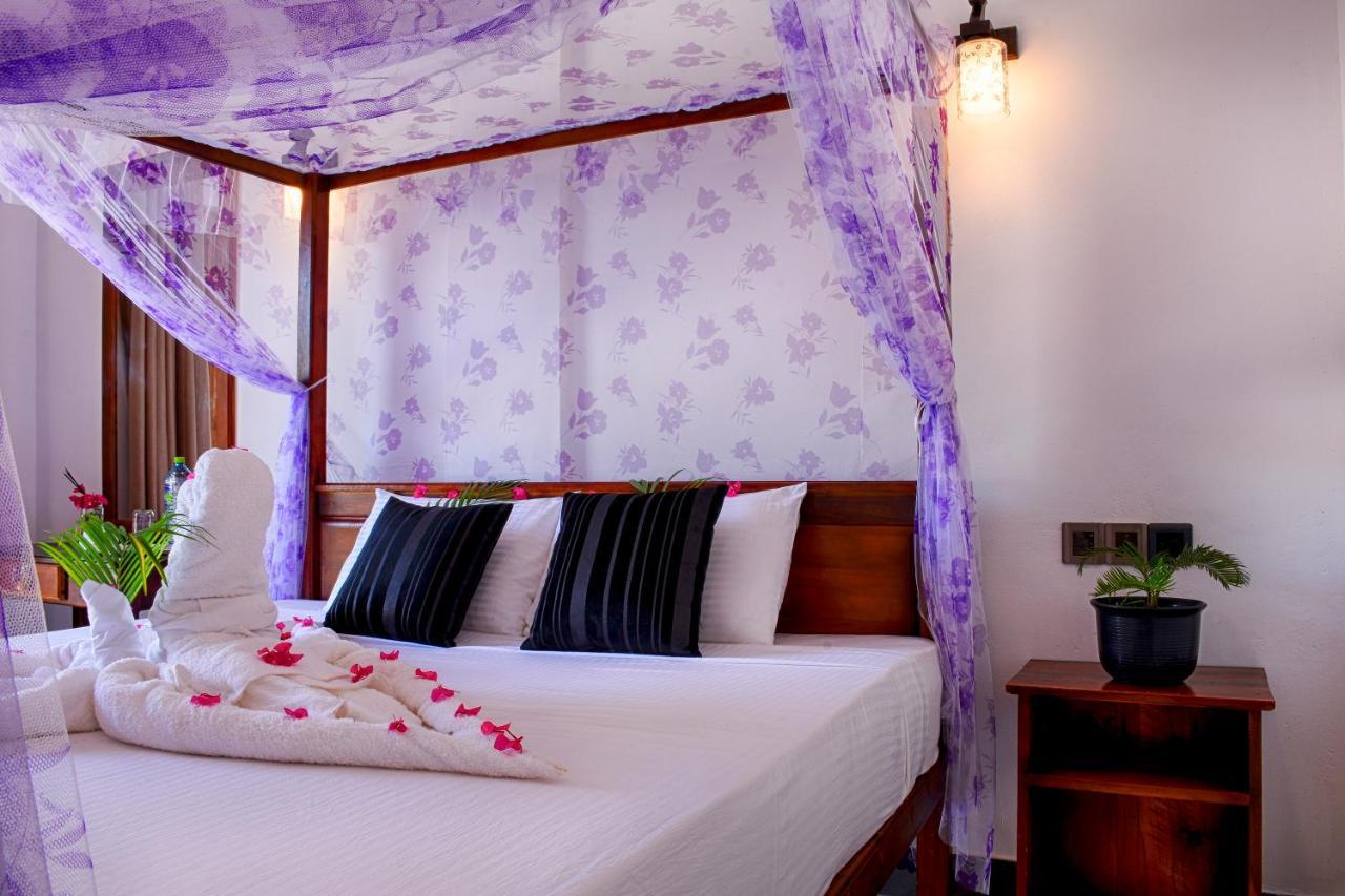 Aqua Blue Otel Arugam Bay Dış mekan fotoğraf